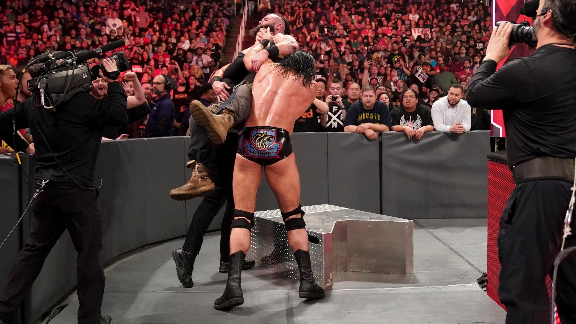 Braun Strowman def. Drew McIntyre via Disqualification