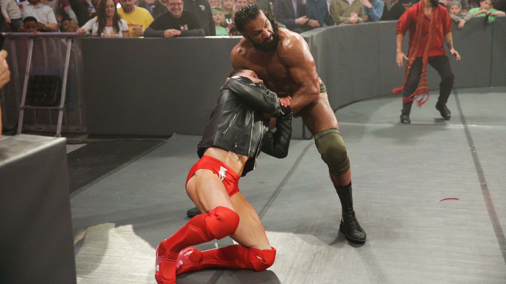 Finn Bálor def. Jinder Mahal to keep him out of the Fatal 4-Way to determine Brock Lesnar’s challenger