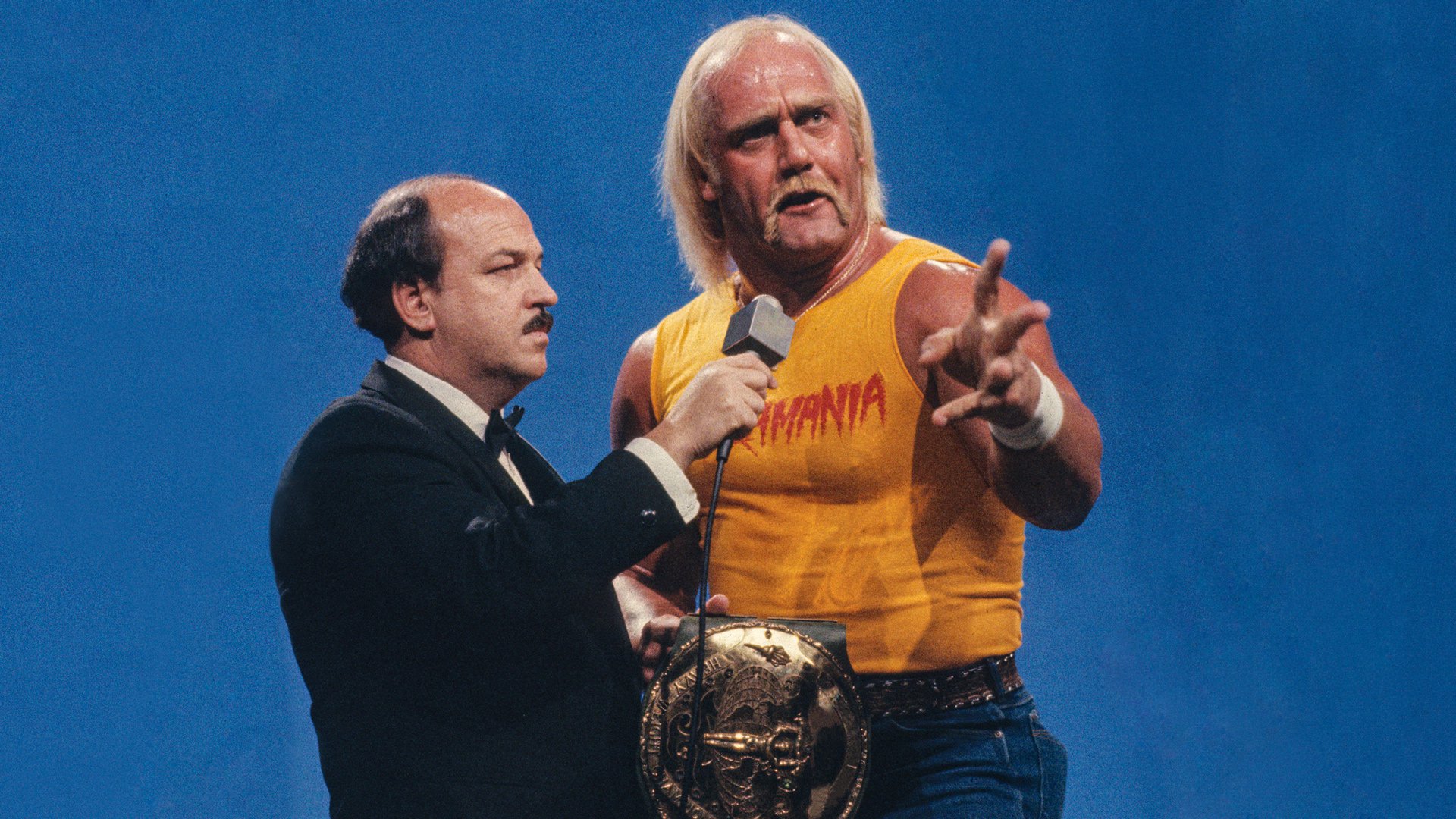 Hulk Hogan returns to Raw to celebrate the life of longtime friend “Mean” Gene Okerlund