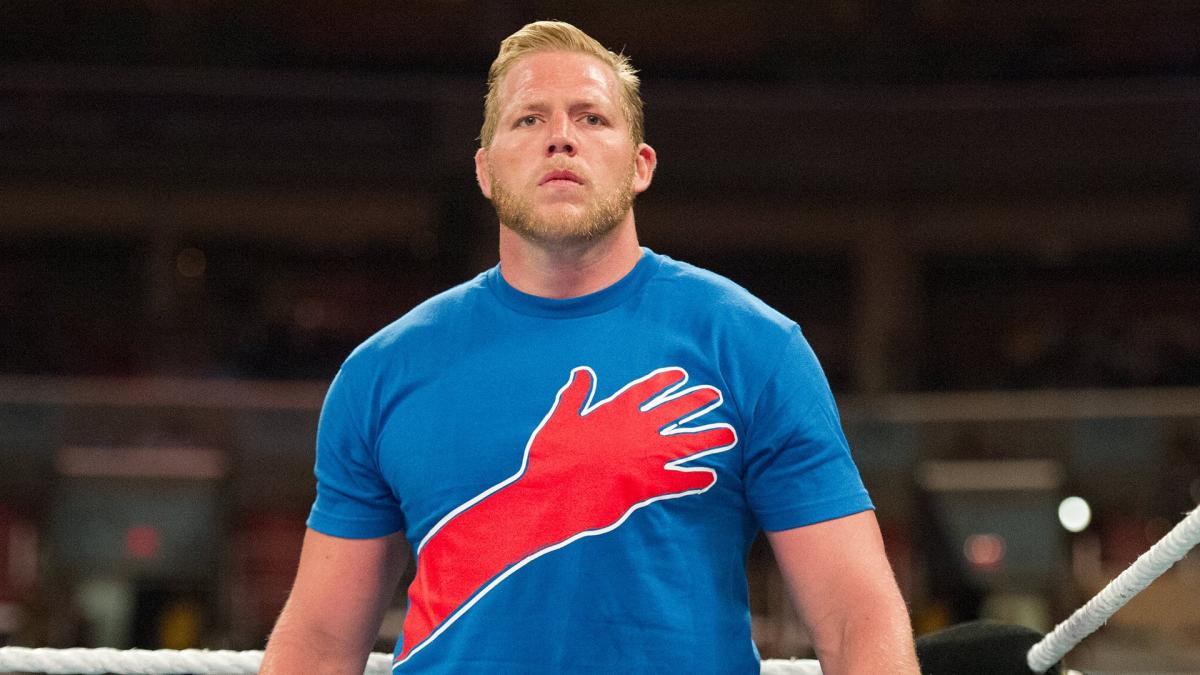 Jack Swagger wins in his professional MMA debut