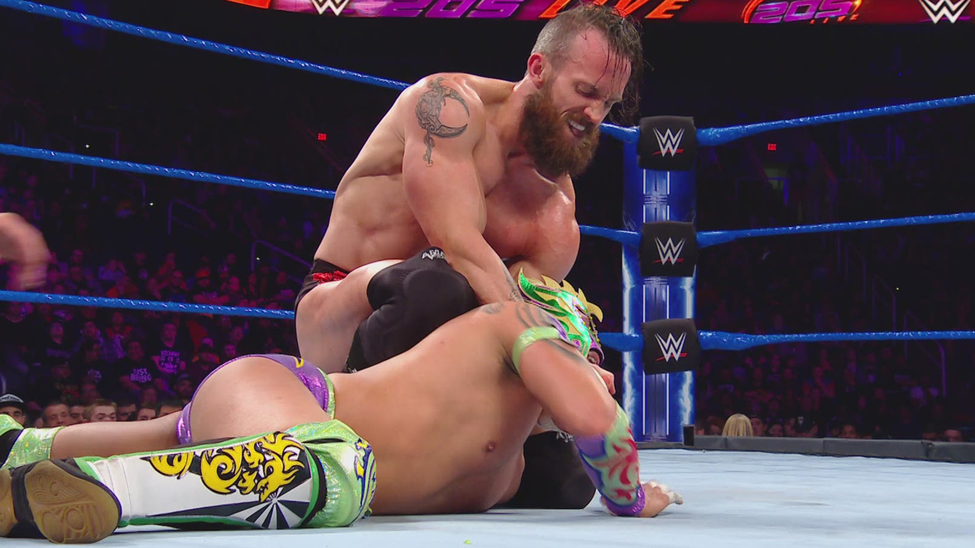 Kalisto def. Mike Kanellis