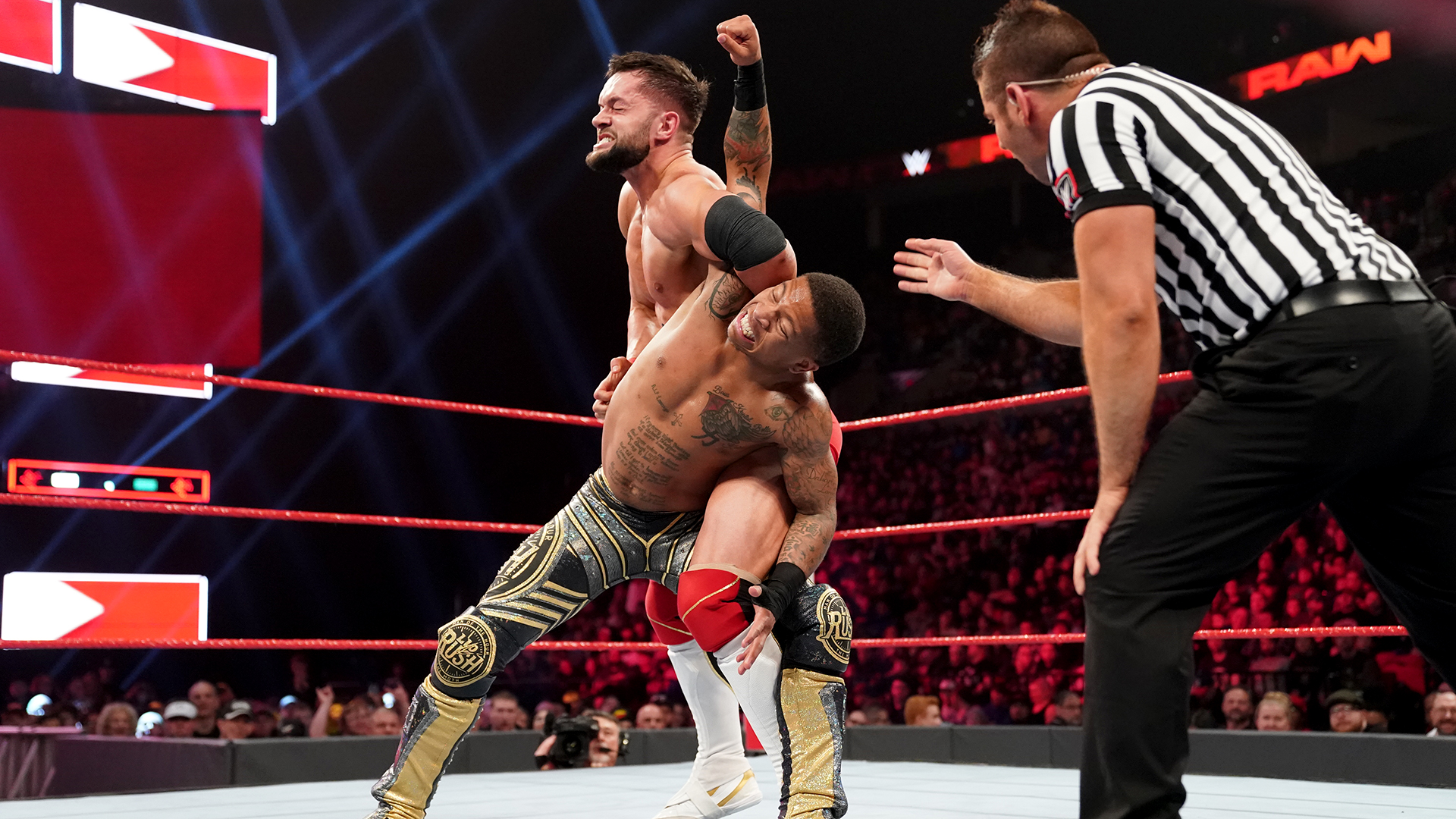 Finn Bálor def. Lio Rush