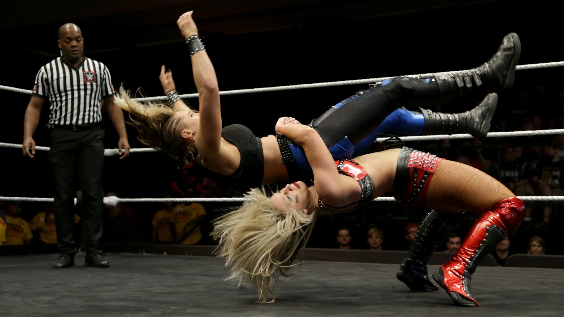 NXT UK Women’s Champion Toni Storm def. Rhea Ripley