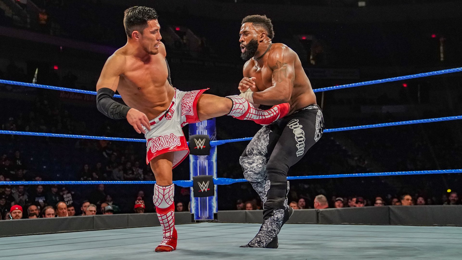 Cedric Alexander def. Akira Tozawa