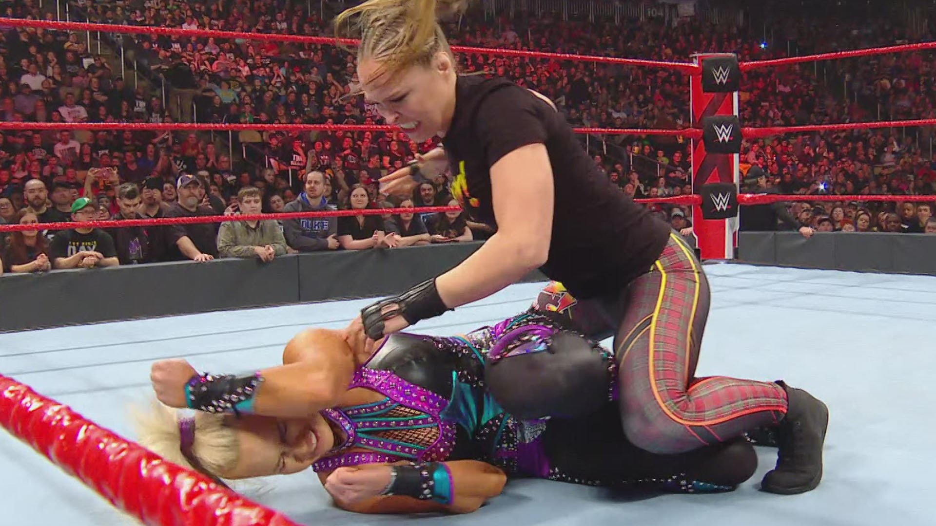 Dana Brooke confronted Raw Women’s Champion Ronda Rousey