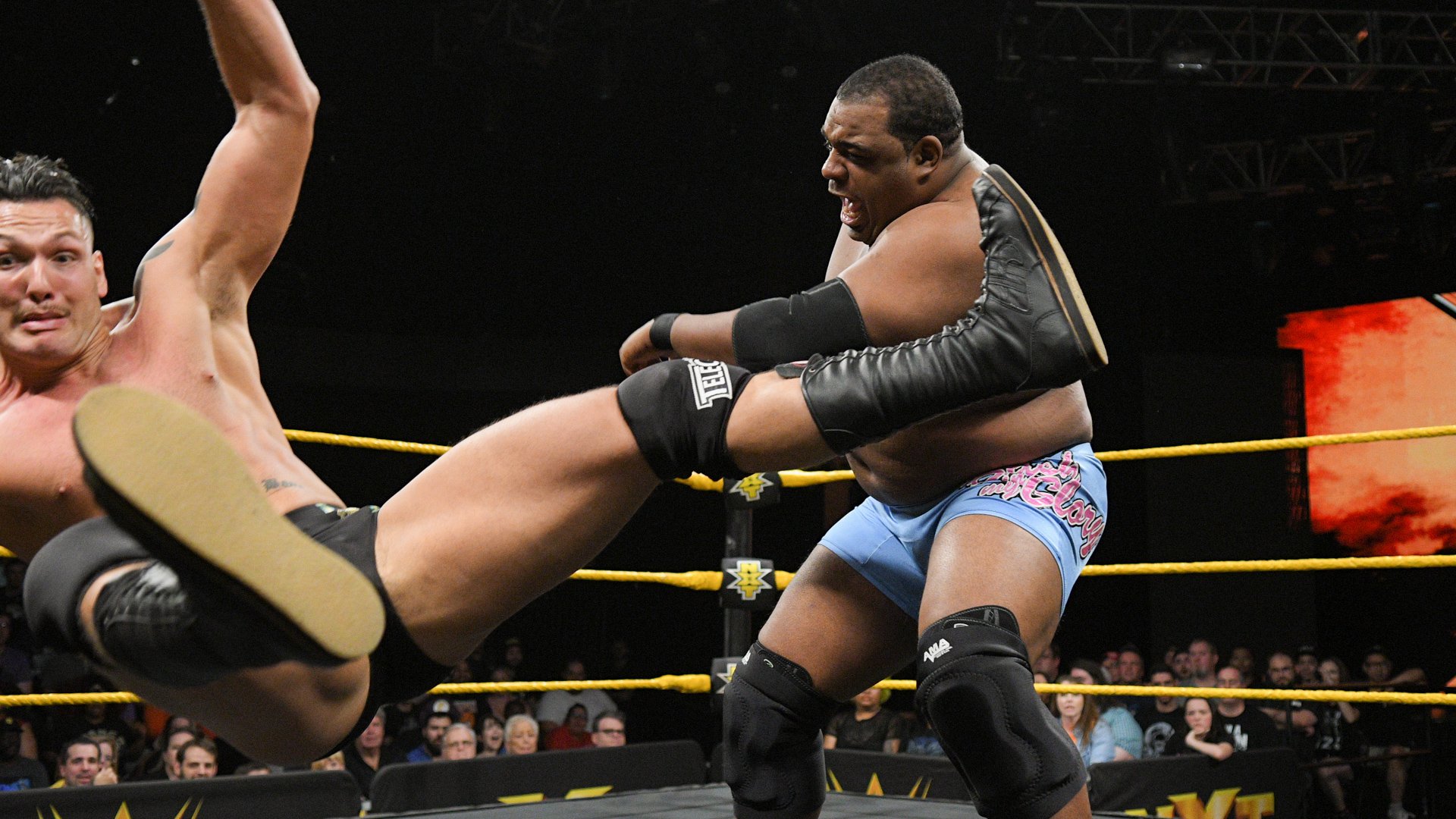 Keith Lee def. Cezar Bononi