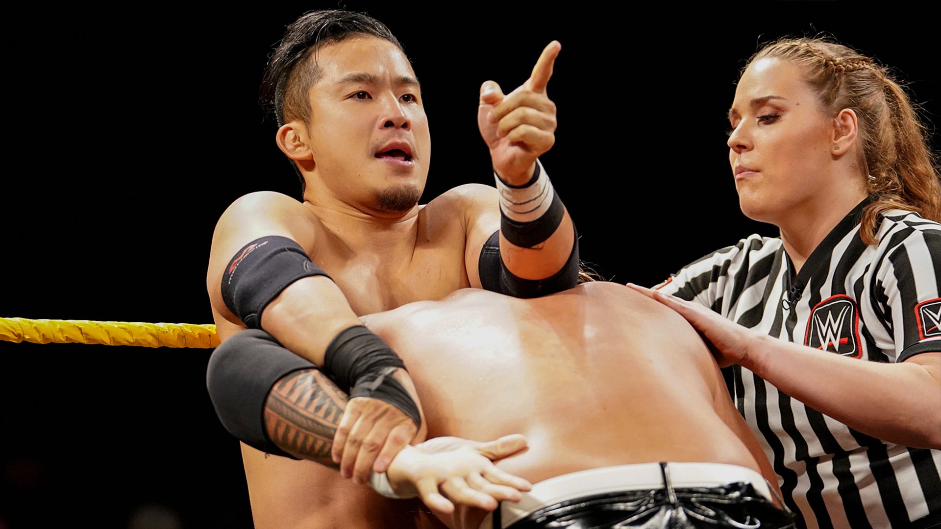 Kushida def. Kona Reeves