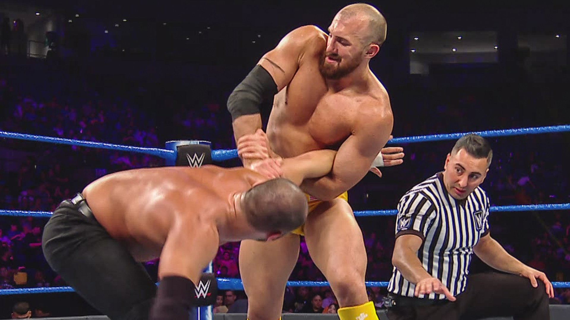 Oney Lorcan def. Ariya Daivari