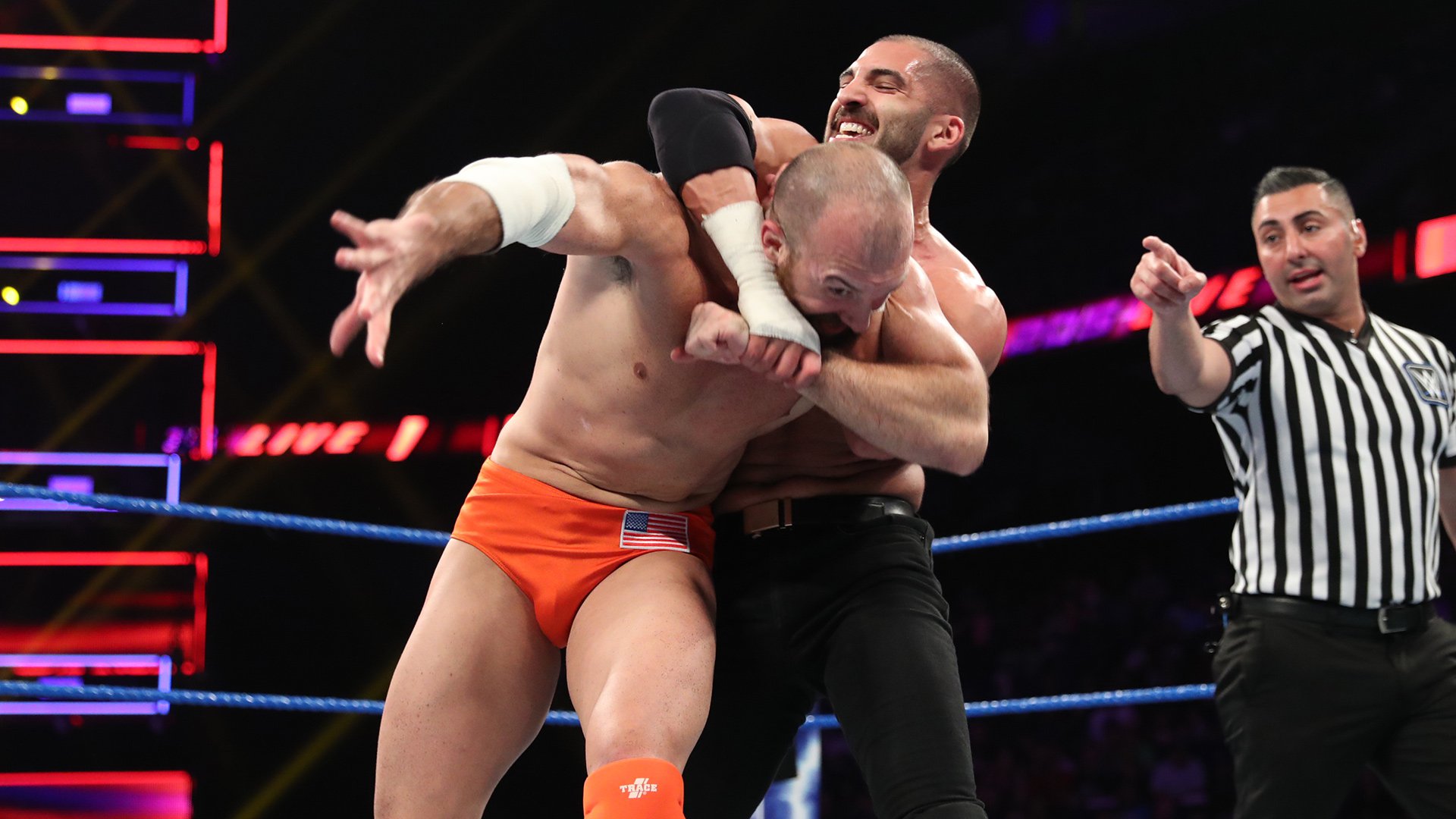 Anything goes between Oney Lorcan and Ariya Daivari