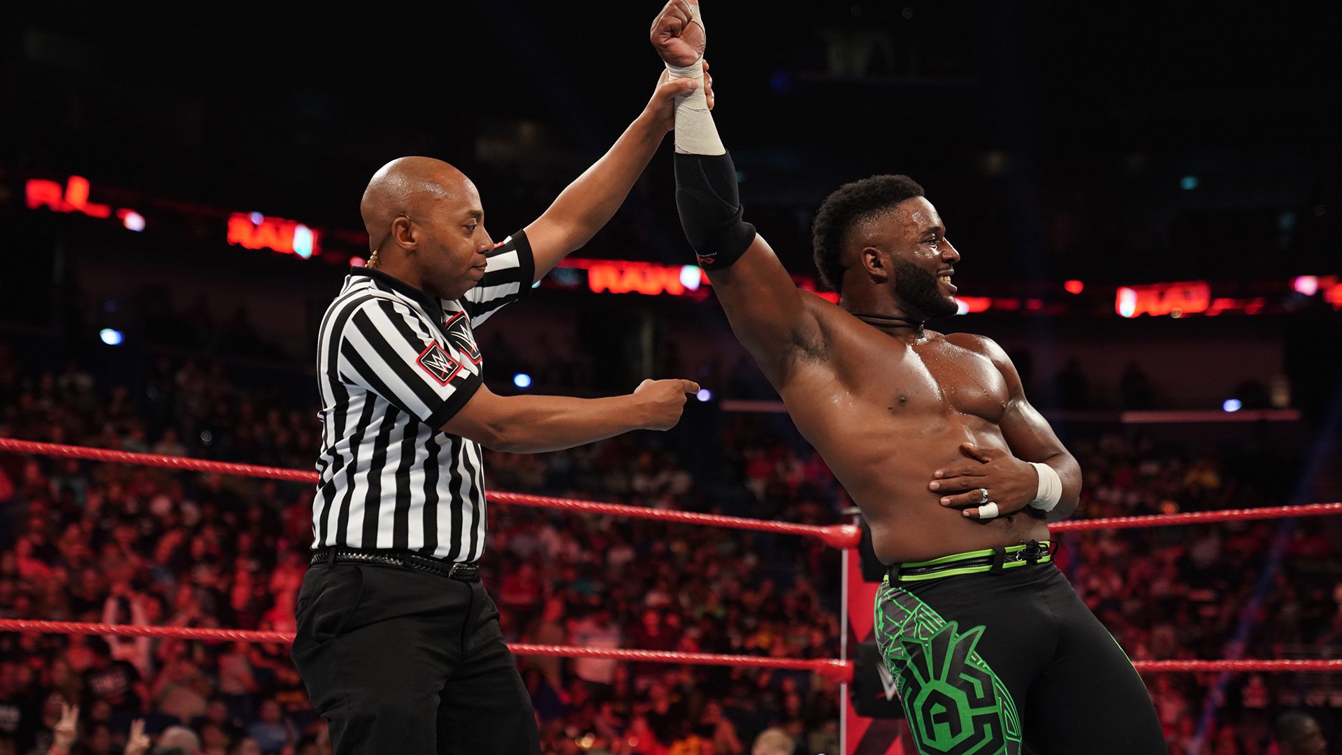 Cedric Alexander def. Cesaro