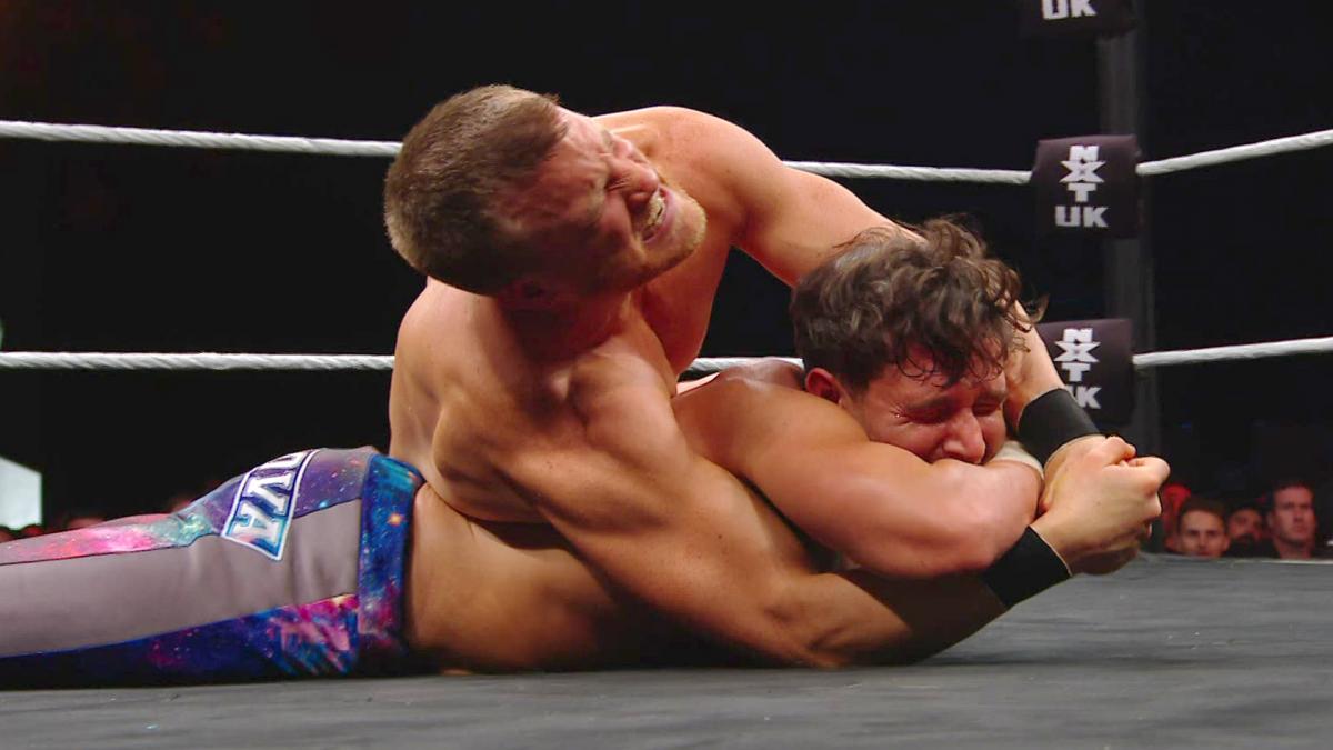 Noam Dar def. Travis Banks