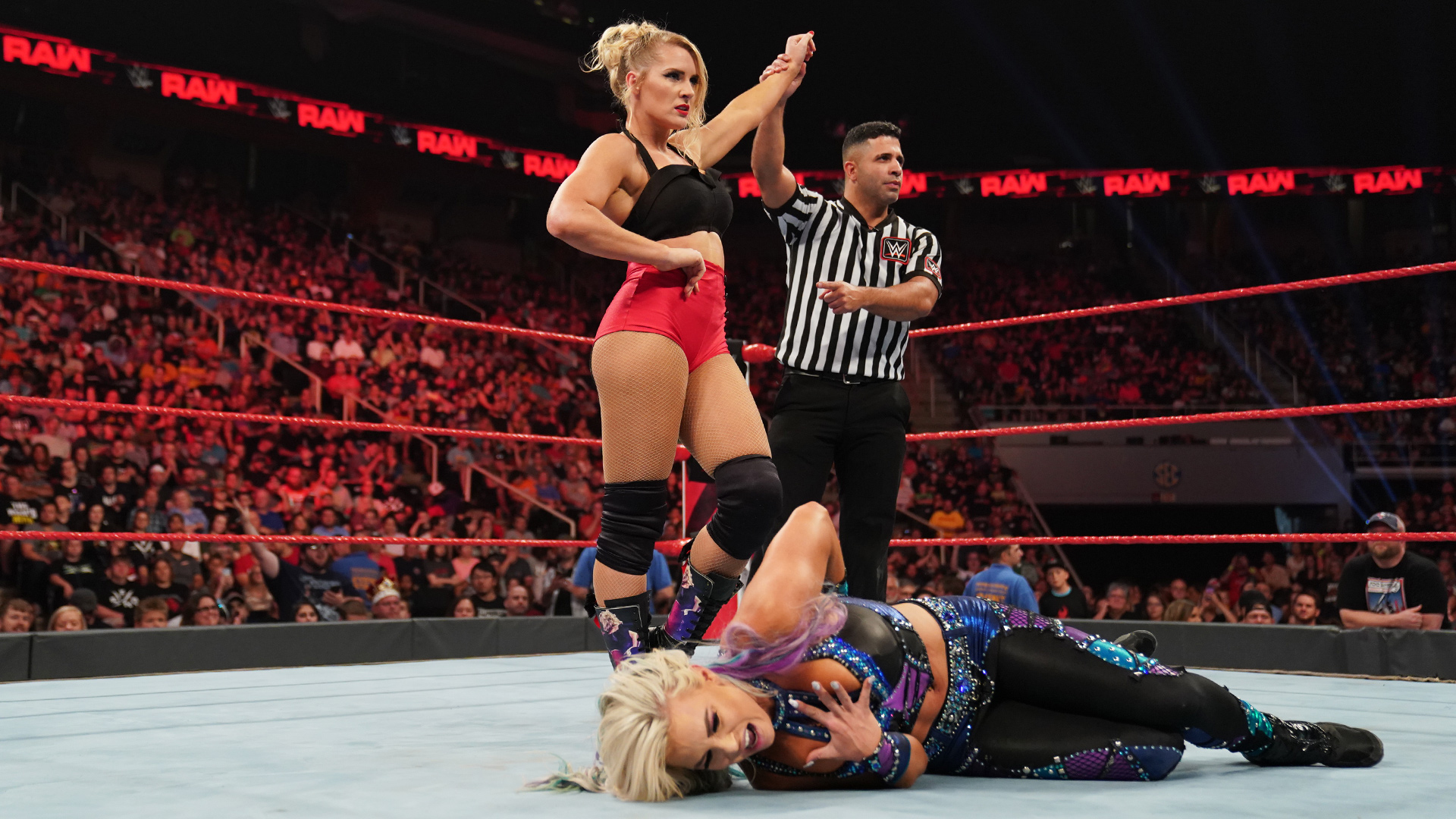 Lacey Evans def. Dana Brooke