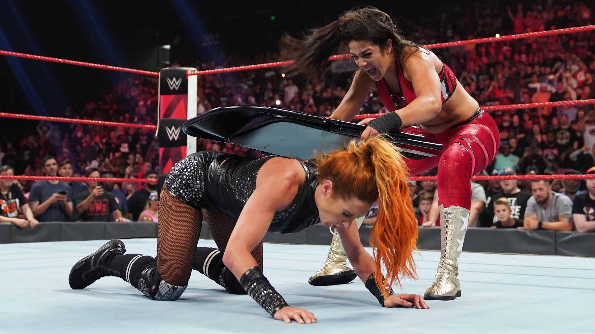 SmackDown Women’s Champion Bayley attacked Raw Women’s Champion Becky Lynch after the first-ever Women’s Championship Showcase