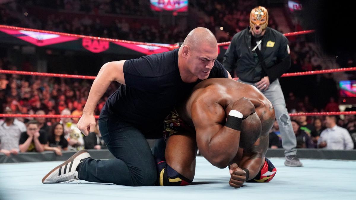 Cain Velasquez brawled with Shelton Benjamin following a confrontation with Rey Mysterio