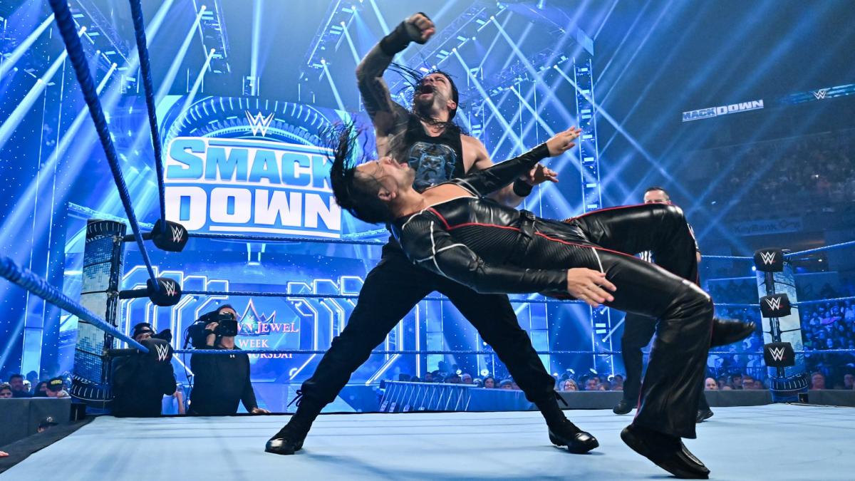 Shinsuke Nakamura and Roman Reigns’ Intercontinental Title Match ended in calamity after King Corbin and Daniel Bryan got involved