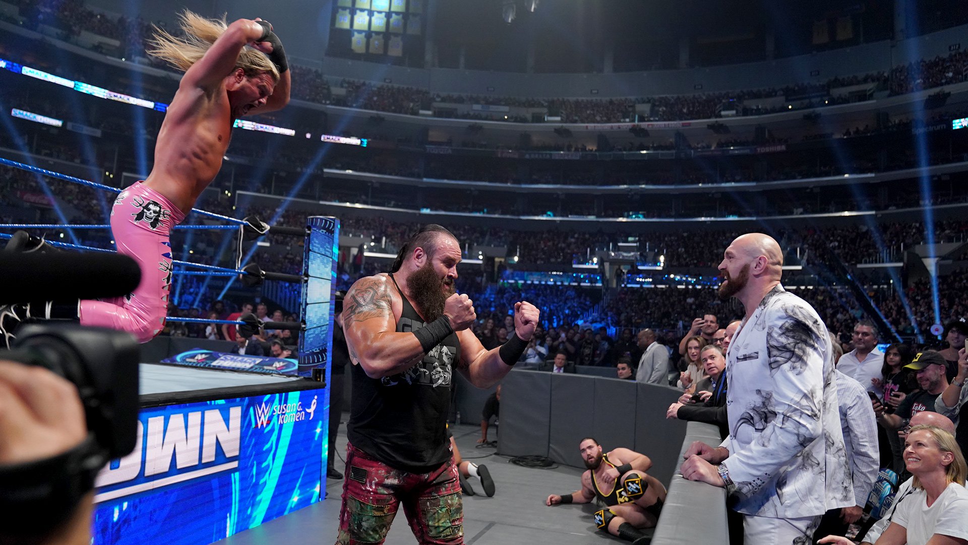 Tyson Fury had to be held back from going after Braun Strowman following an Eight-Man Tag Team Match