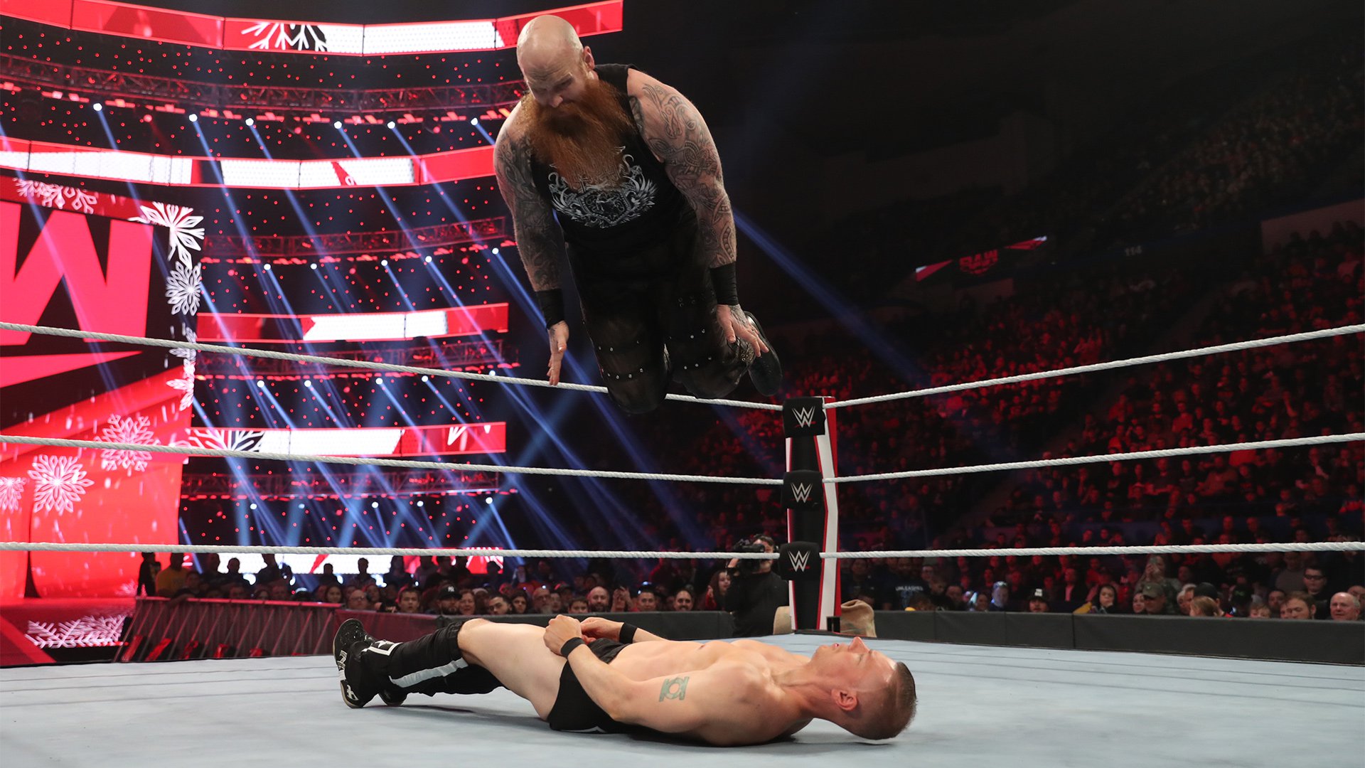 Erick Rowan def. Kip Stevens