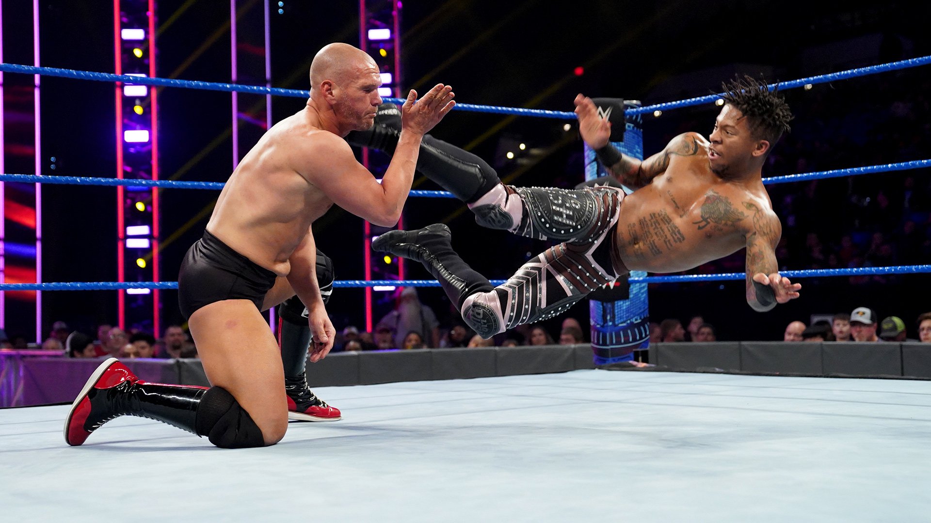 Lio Rush def. Danny Burch via disqualification