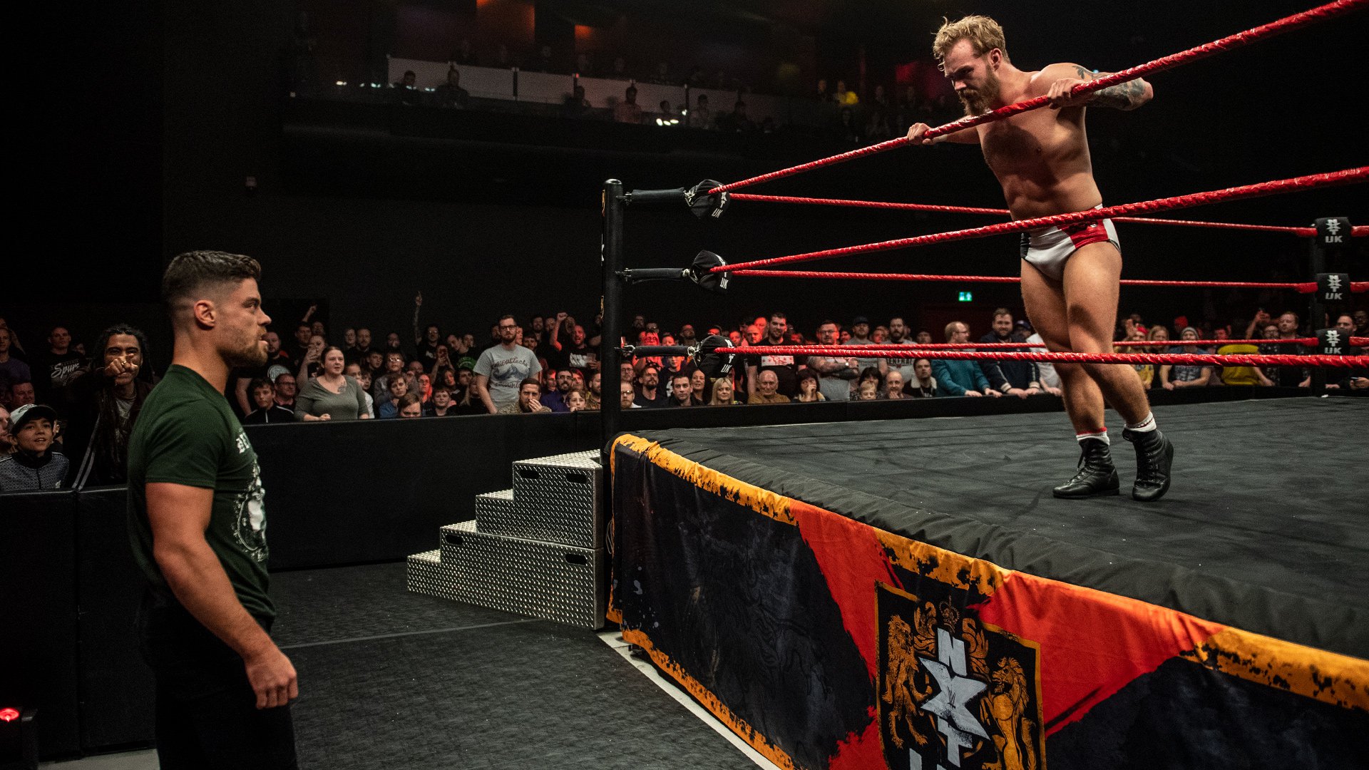 Tyler Bate def. Noam Dar