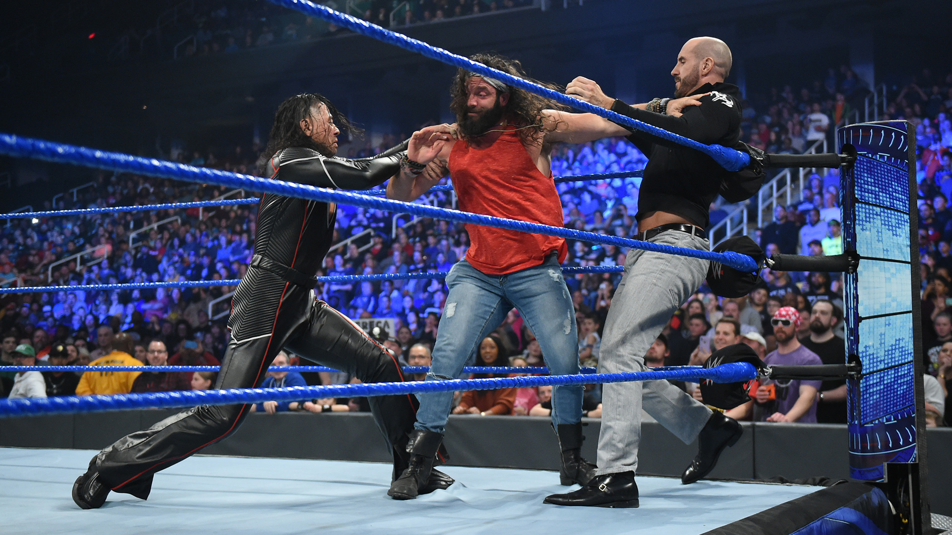 Braun Strowman cleared the ring of Shinsuke Nakamura, Cesaro & Sami Zayn