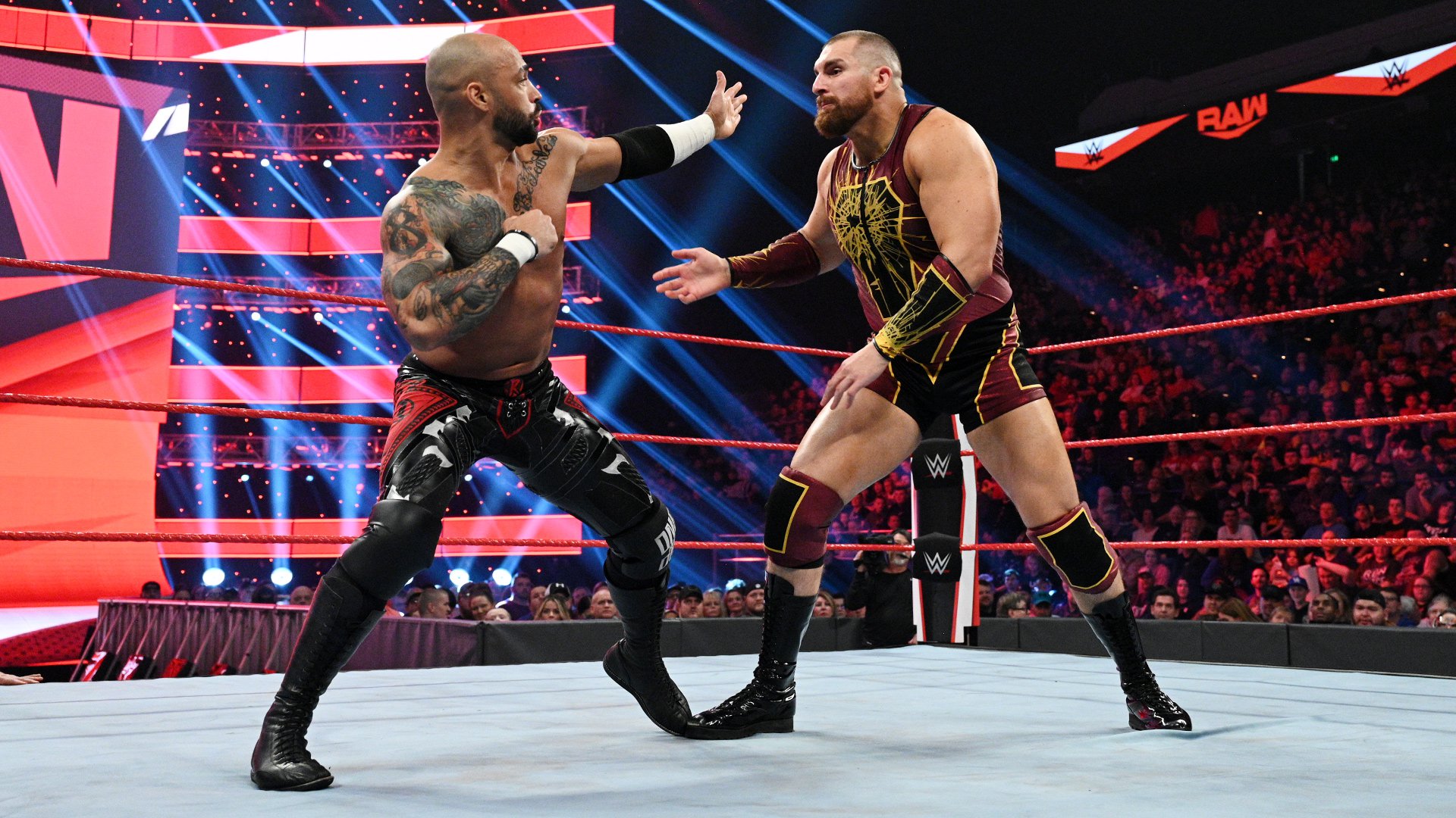 Ricochet def. Mojo Rawley