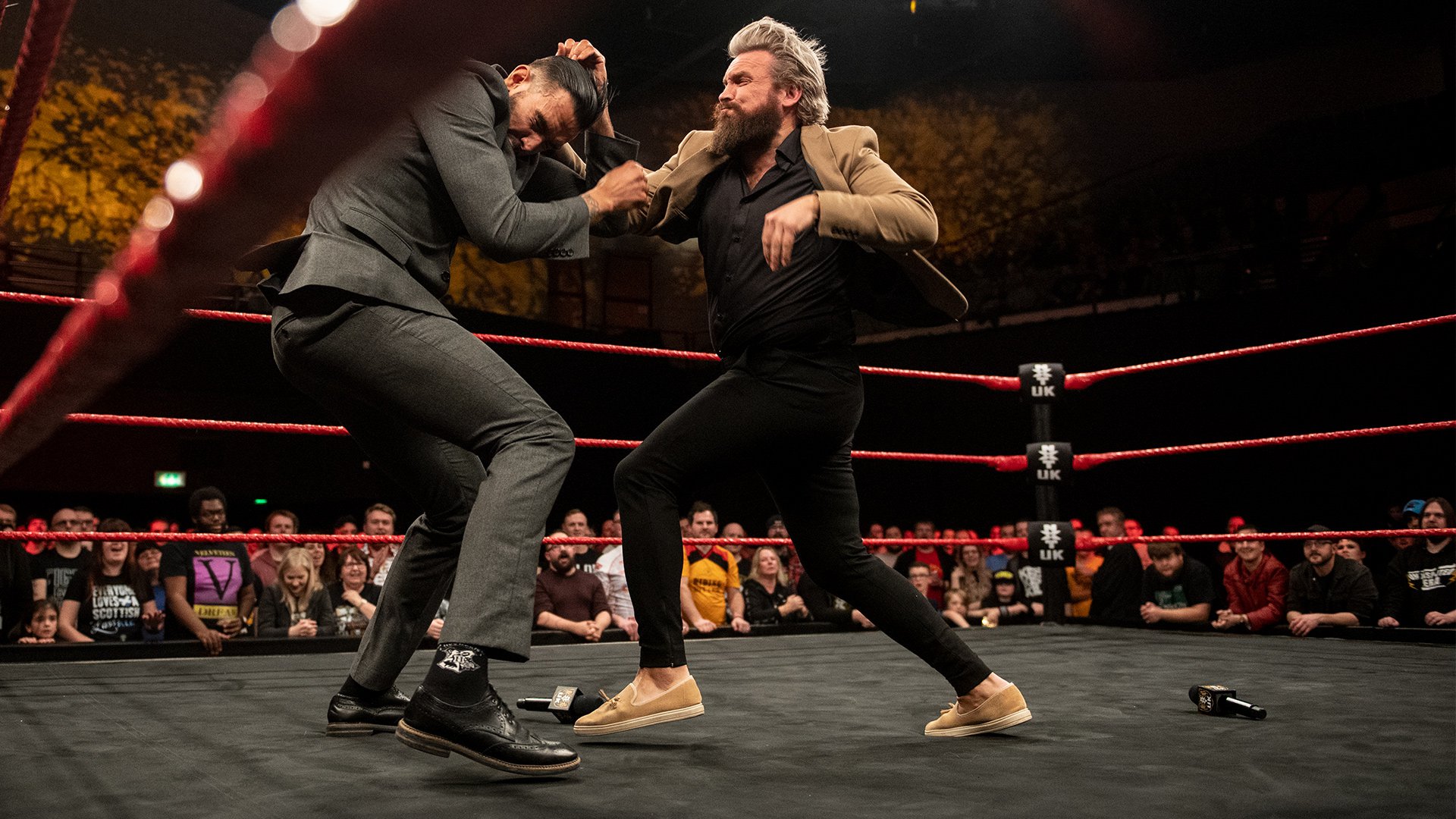 Trent Seven challenged Eddie Dennis to a Steel Corners Street Fight