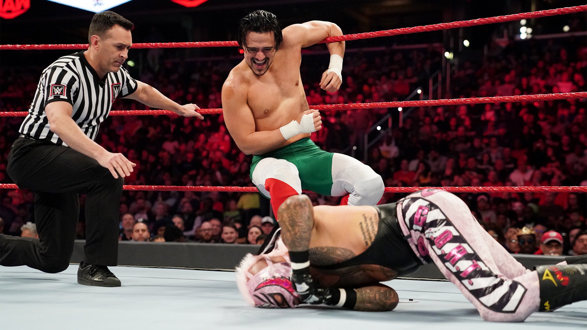 Rey Mysterio def. Angel Garza