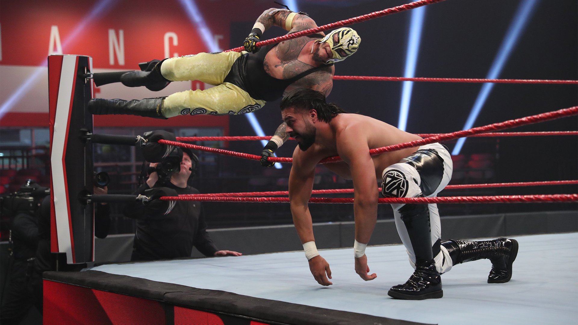 Rey Mysterio def. United States Champion Andrade