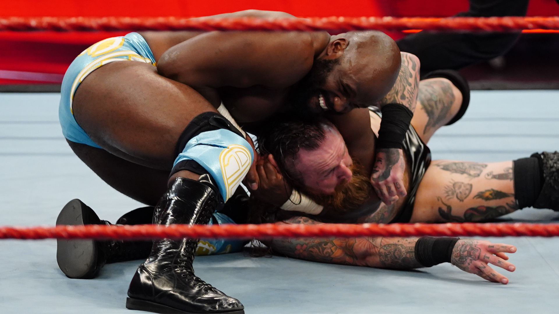 Aleister Black def. Apollo Crews