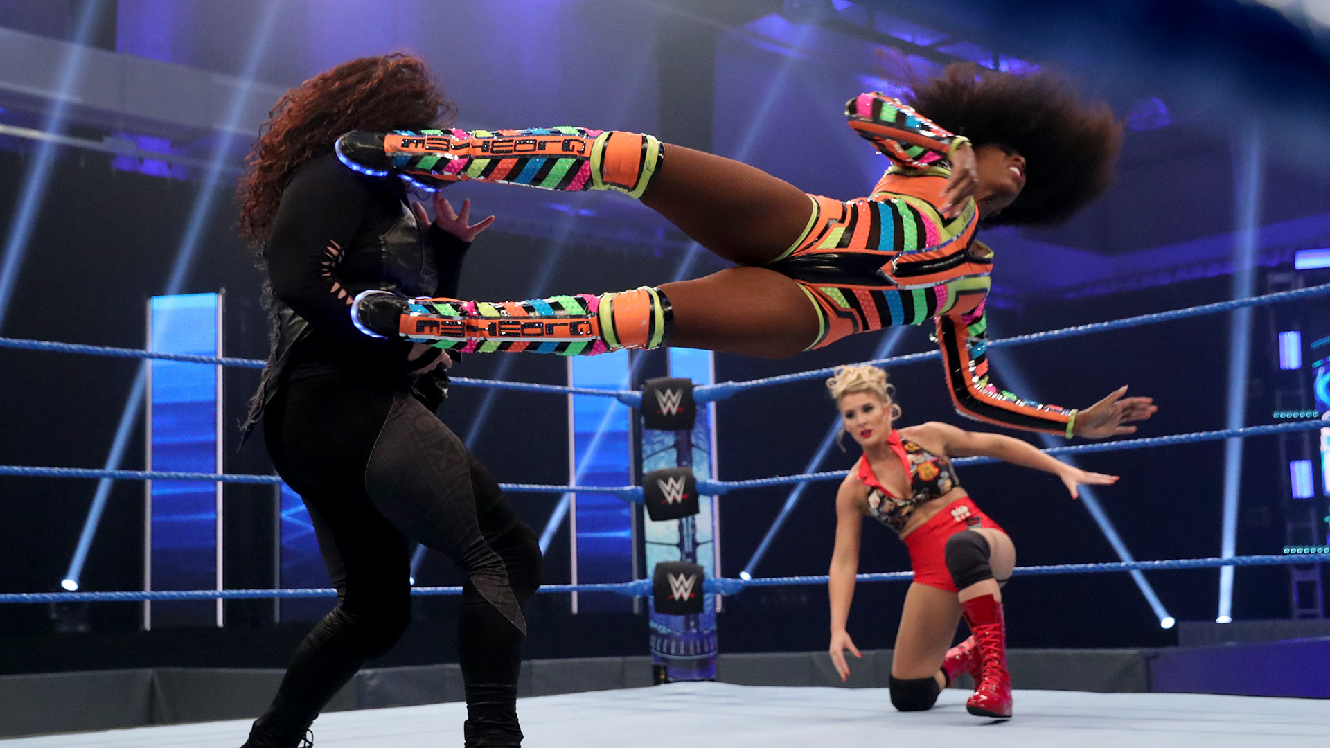 Tamina def. Naomi and Lacey Evans in a Triple Threat Match