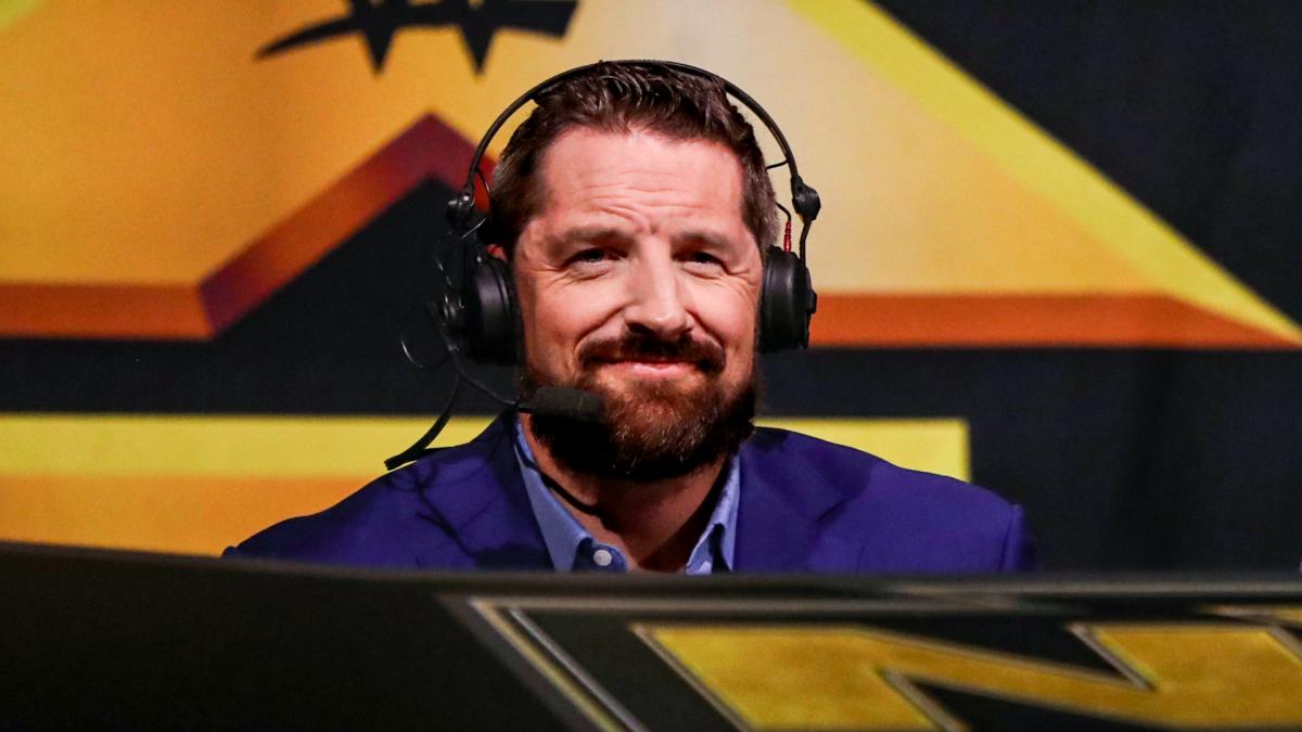 Wade Barrett officially signs with NXT to remain on commentary team