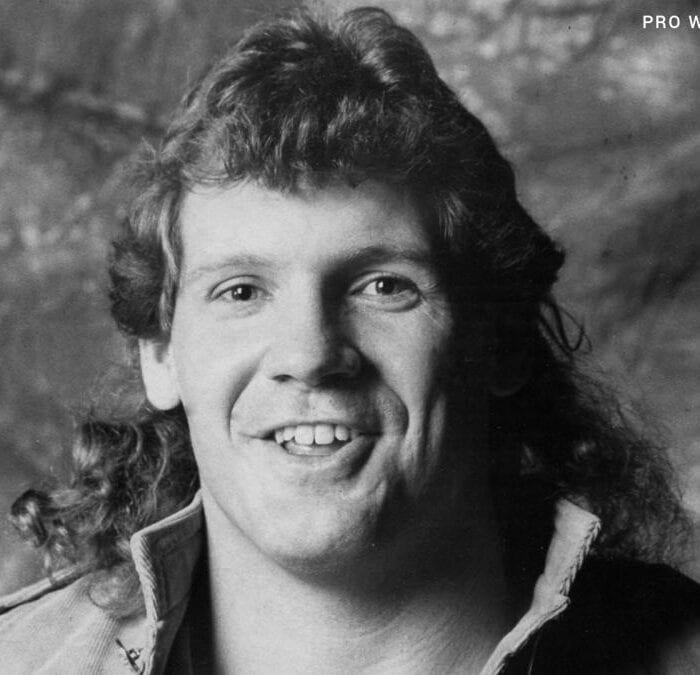 Superstars and Legends react to the passing of Tracy Smothers