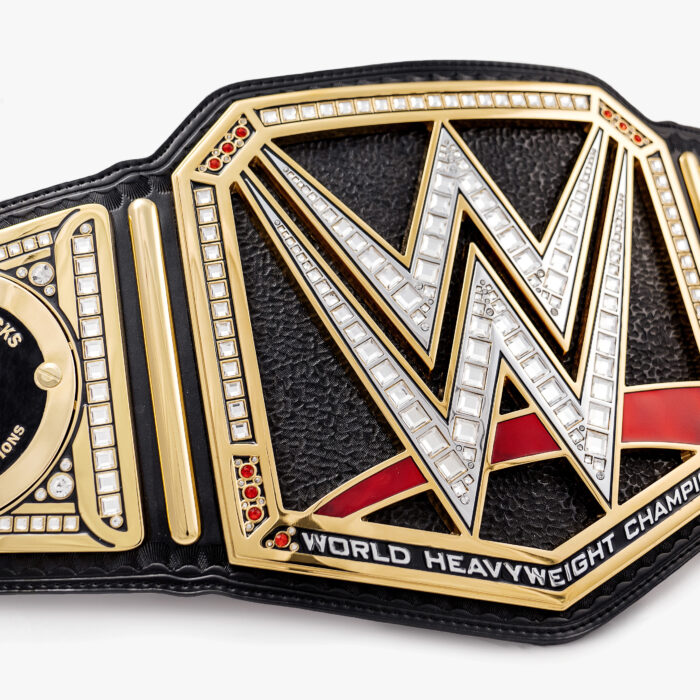 Milwaukee Bucks & Giannis Antetokounmpo celebrate 2021 NBA Championship with custom WWE Title