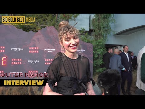 Imogen Poots Interview | Prime Video’s “Outer Range” Red Carpet