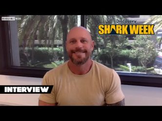 Dive Into Adventure with Paul de Gelder in Discovery’s ‘Shark Week’ 2025