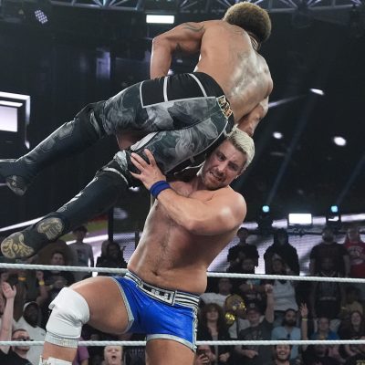 Joe Hendry Defeats Wes Lee Following Assist From Mike Santana on WWE NXT – TNA Wrestling