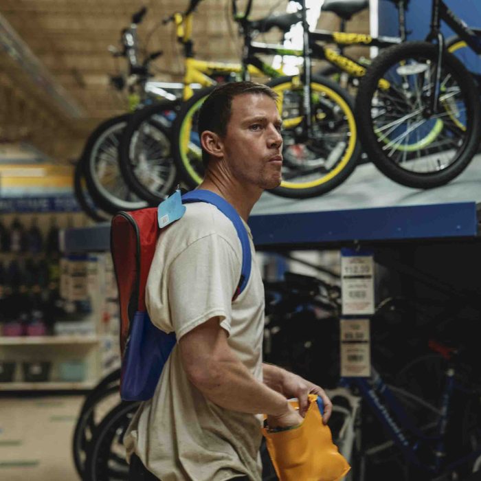 Roofman Review: Channing Tatum Charms in Derek Cianfrance’s Nostalgic Crime Drama
