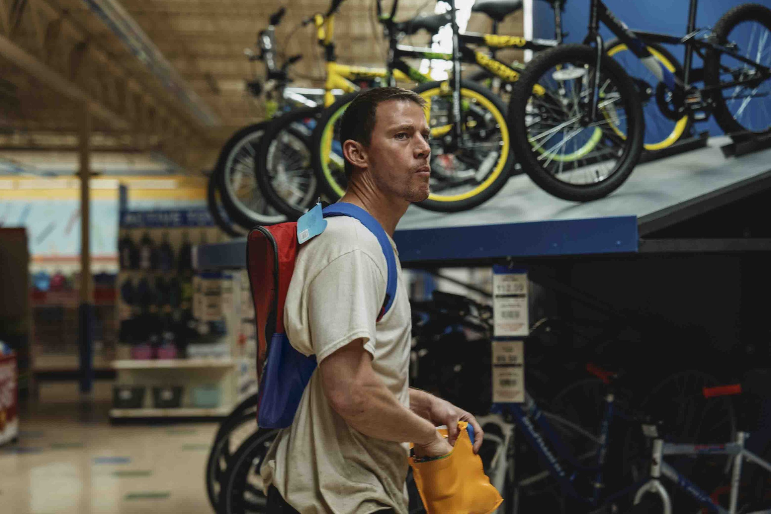 Roofman Review: Channing Tatum Charms in Derek Cianfrance’s Nostalgic Crime Drama