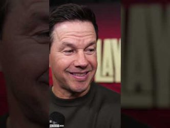 Mark Wahlberg Shines on the Red Carpet at ‘Play Dirty’ World Premiere