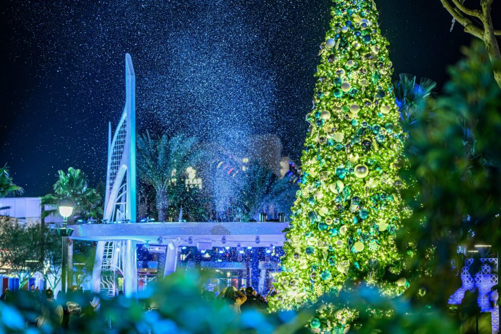 Downtown Disney District for the Holidays