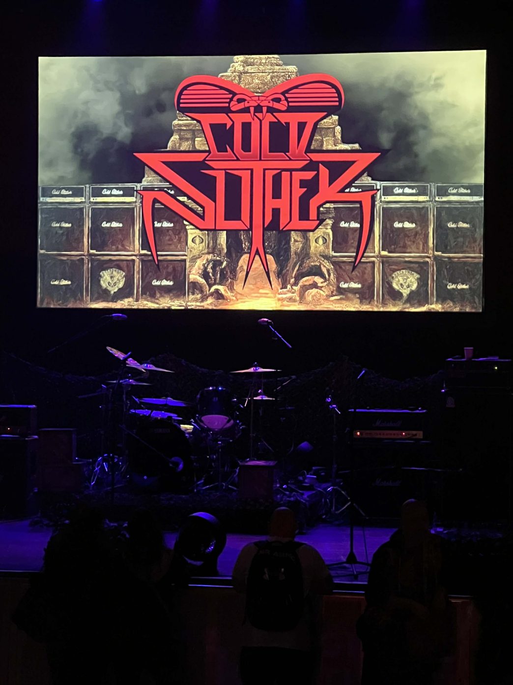Cold Slither band performing live at The Gramercy Theatre during NYCC 2025
