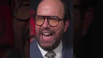 Unveiling the Mystery Behind 'Murray Bauman' with Brett Gelman at the Red Carpet