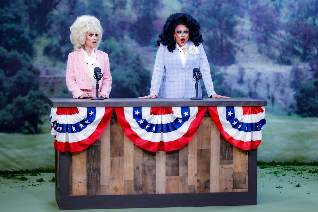 Discord Addams and Mia Starr.