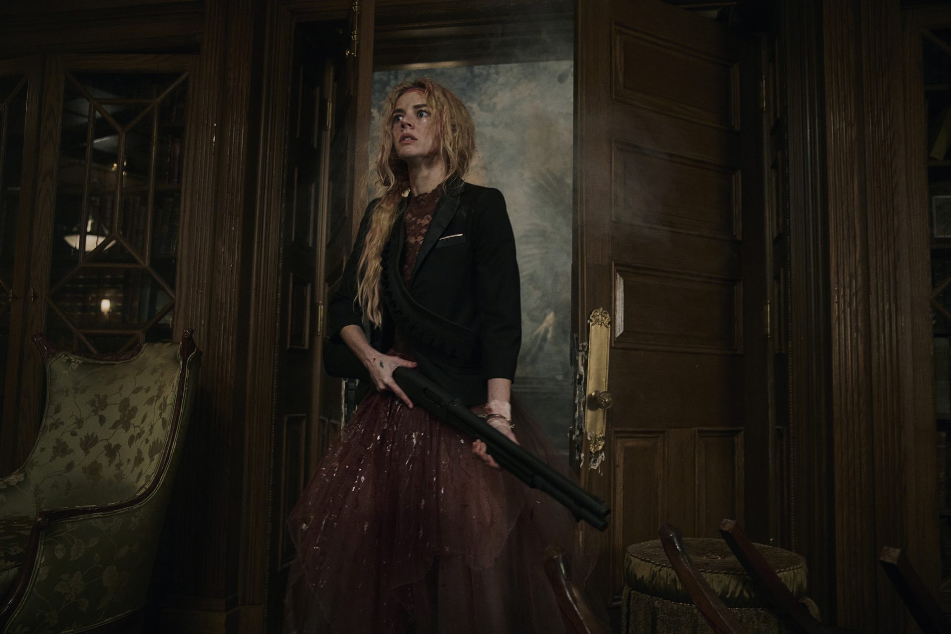 Samara Weaving as Grace covered in blood in Ready or Not 2 Here I Come