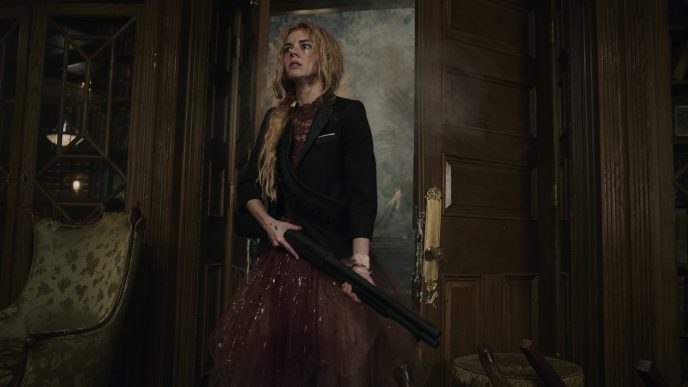Samara Weaving as Grace covered in blood in Ready or Not 2 Here I Come