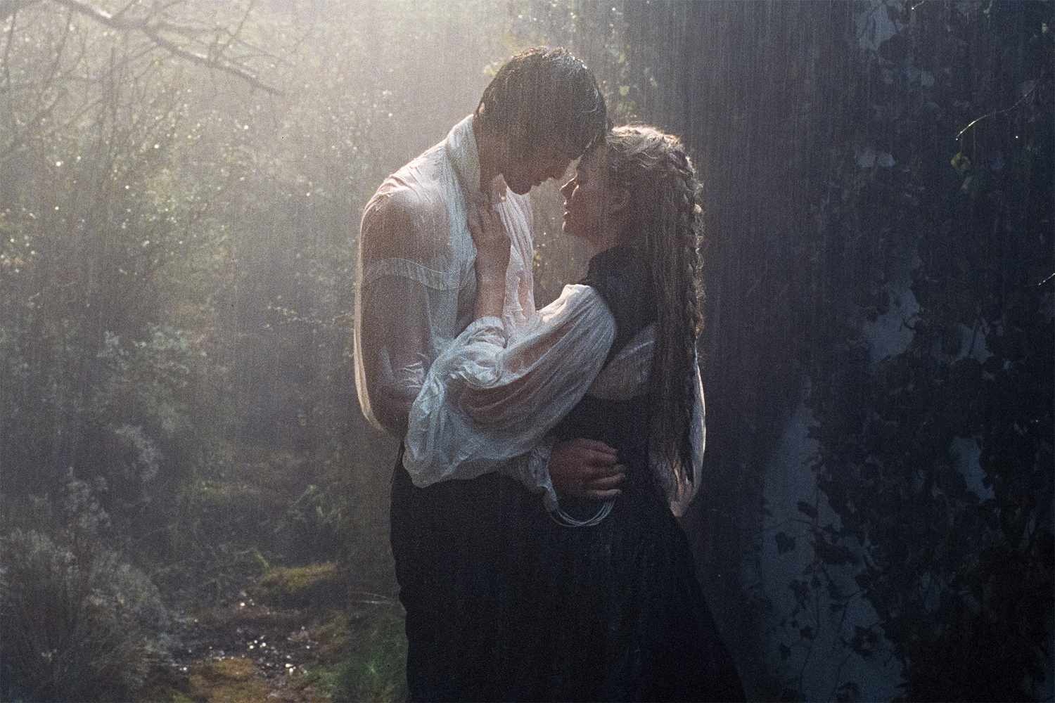 Margot Robbie and Jacob Elordi in Wuthering Heights film scene