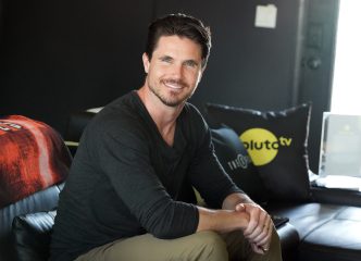 Robbie Amell with Pluto TV The Fan Is Out There X-Files marathon winners in Joshua Tree