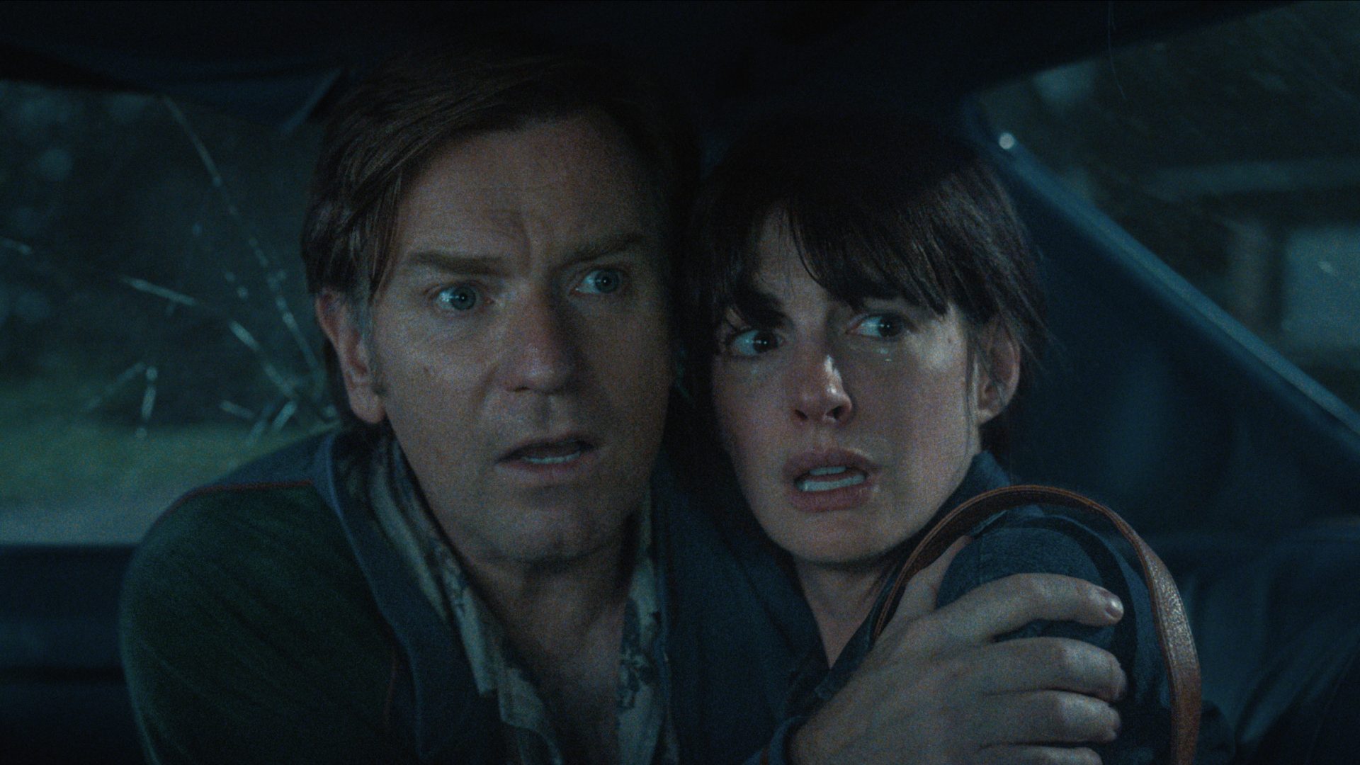 Anne Hathaway and Ewan McGregor in David Robert Mitchell’s The End of Oak Street.