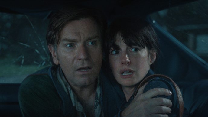 Anne Hathaway and Ewan McGregor in David Robert Mitchell’s The End of Oak Street.