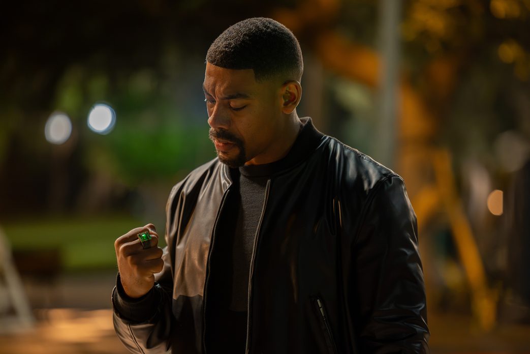 Aaron Pierre as John Stewart discuss the Lanterns Season 1 finale.